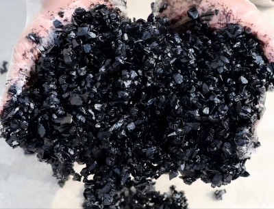 君山沥青冷补料（沥青砂）的优势特点与施工流程解析